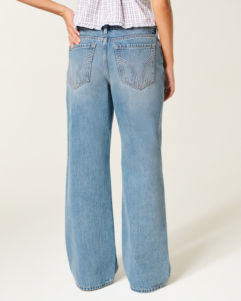 justerbar midjeband låg midja mellantvättade löst sittande jeans