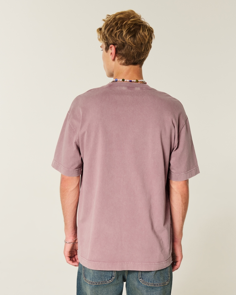 t-shirt med rund halsringning och hög vikt i tvättad bomull med fyrkantig passform