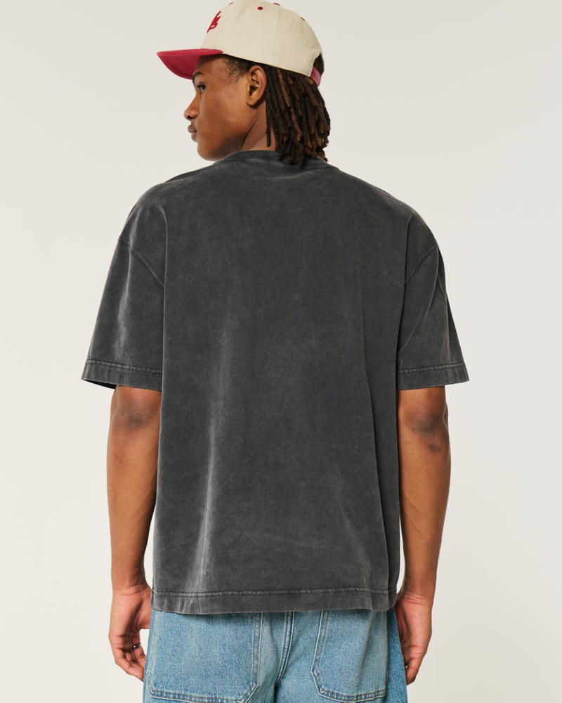 t-shirt med rund hals och kraftig tvättad bomull fyrkantig passform