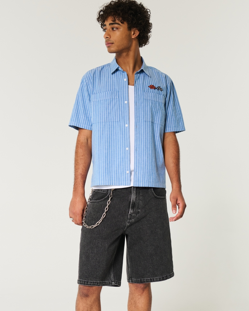 tvättade svarta jeansshorts i väska-stil