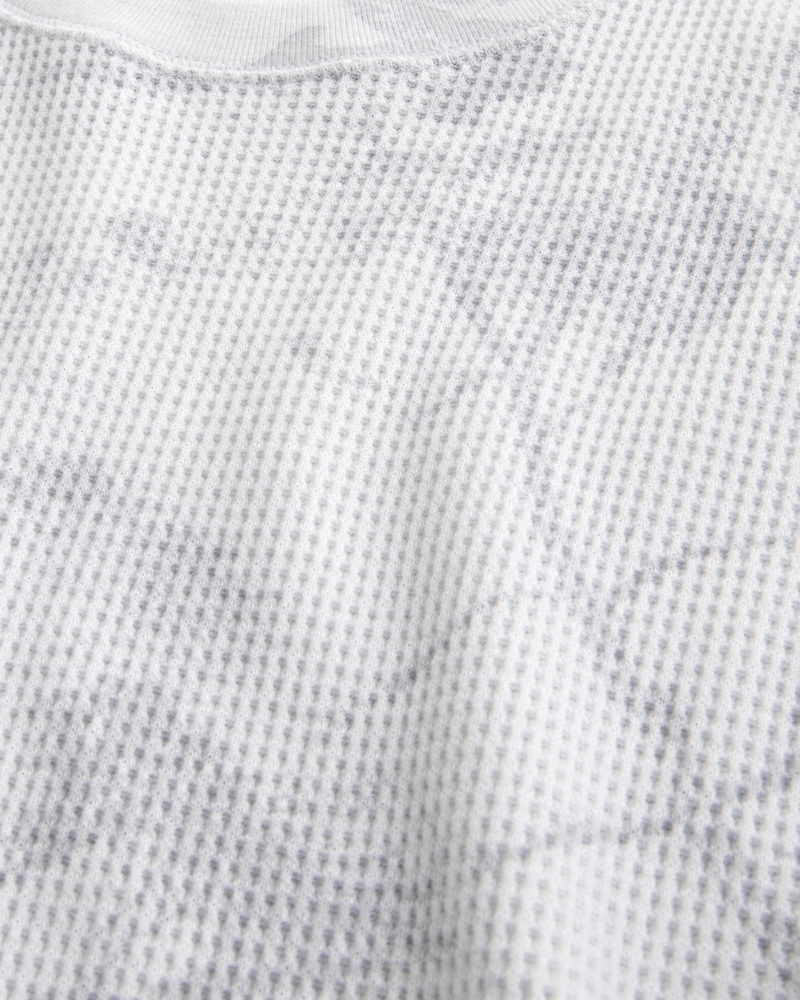 avslappnad långärmad kamouflage-t-shirt med rund hals